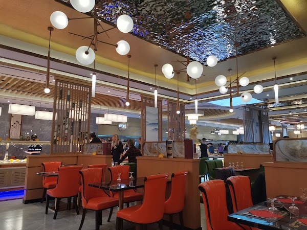 Restaurant Dashunfa à Doubs, France