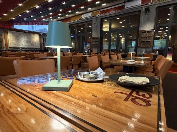 Delhi 6 Restaurant – Berlin à Berlin, Allemagne