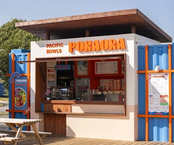 Restaurant DEPARTEMENTAL Amilly – POKAORA & GOLDEN BUN – Food court à emporter à Amilly, France