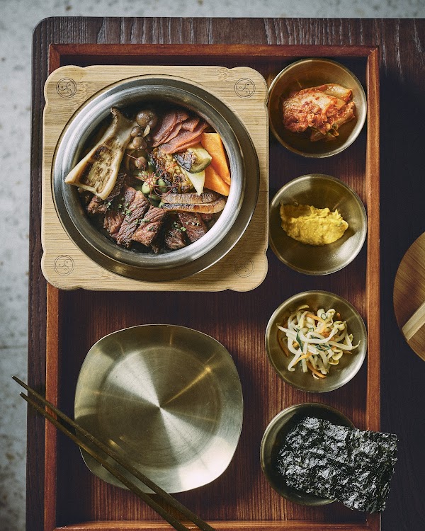 DOMA Restaurant Paris à Paris, France