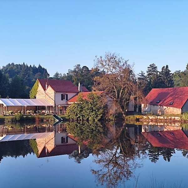 Restaurant Domaine du Moulin de Lachaud à Sainte-Fortunade, France