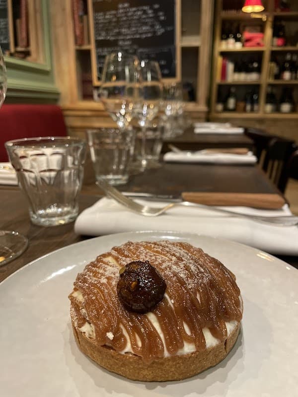 Restaurant Duvin à Paris, France