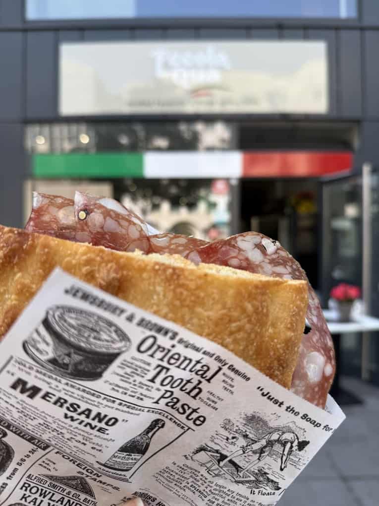 Restaurant Eccola Qua à Luxembourg, Luxembourg