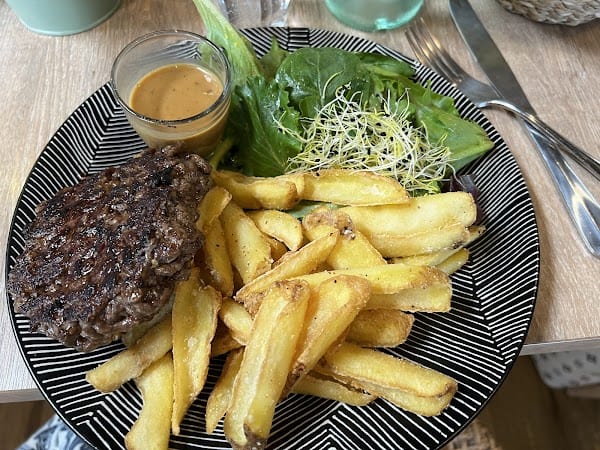 Restaurant Édouard Brasserie à Amilly, France