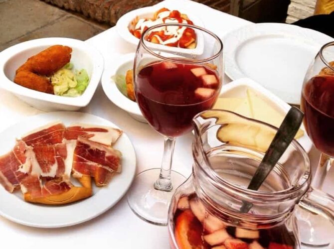 Restaurant El Librero Tapas Y Quesos à Sevilla, Espagne