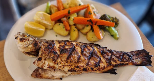 Restaurant El-Rei Dom Frango à Lisboa, Portugal