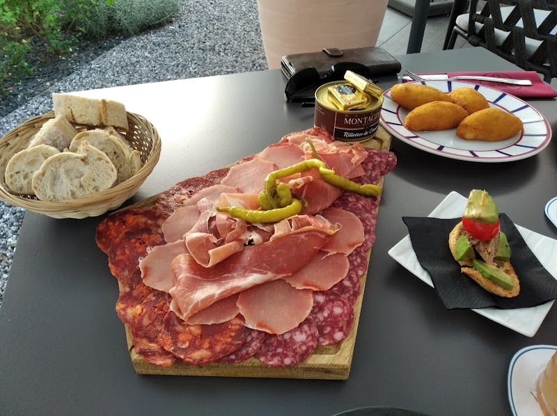 Restaurant Erdiko Tapas & Gourmandises à Saint-Jean-de-Luz, France