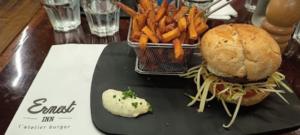 Restaurant Ernest Inn Angers à Angers, France