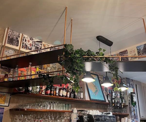 Restaurant Escale à Hanoi à Bourg-la-Reine, France