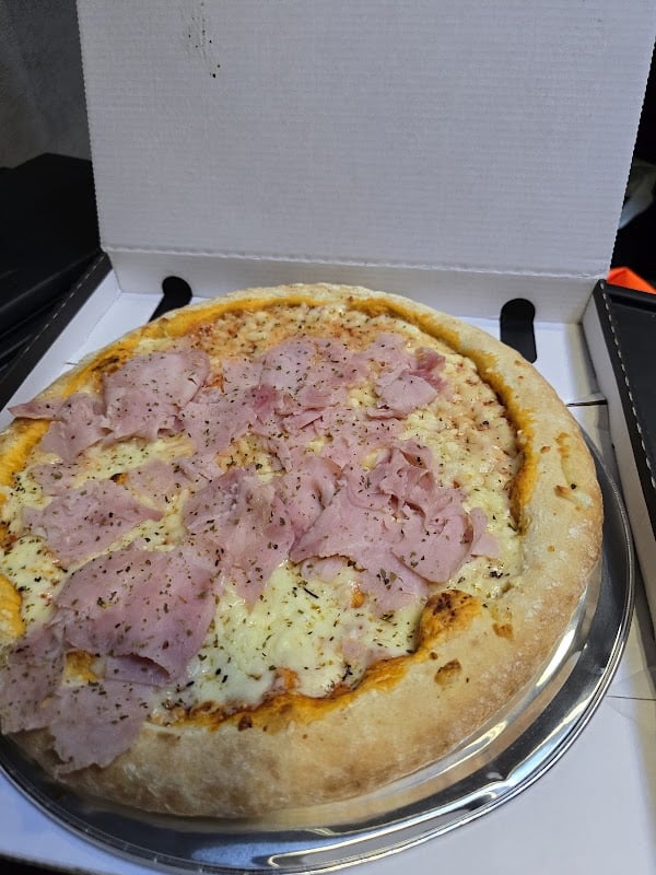 Restaurant FABRIQUE À PIZZA à Châtillon-sur-Seine, France