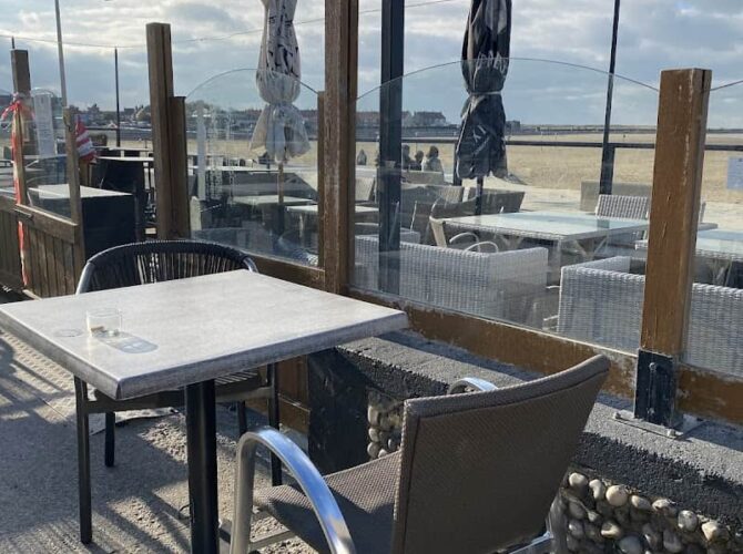 Restaurant Face à la Mer à Gravelines, France