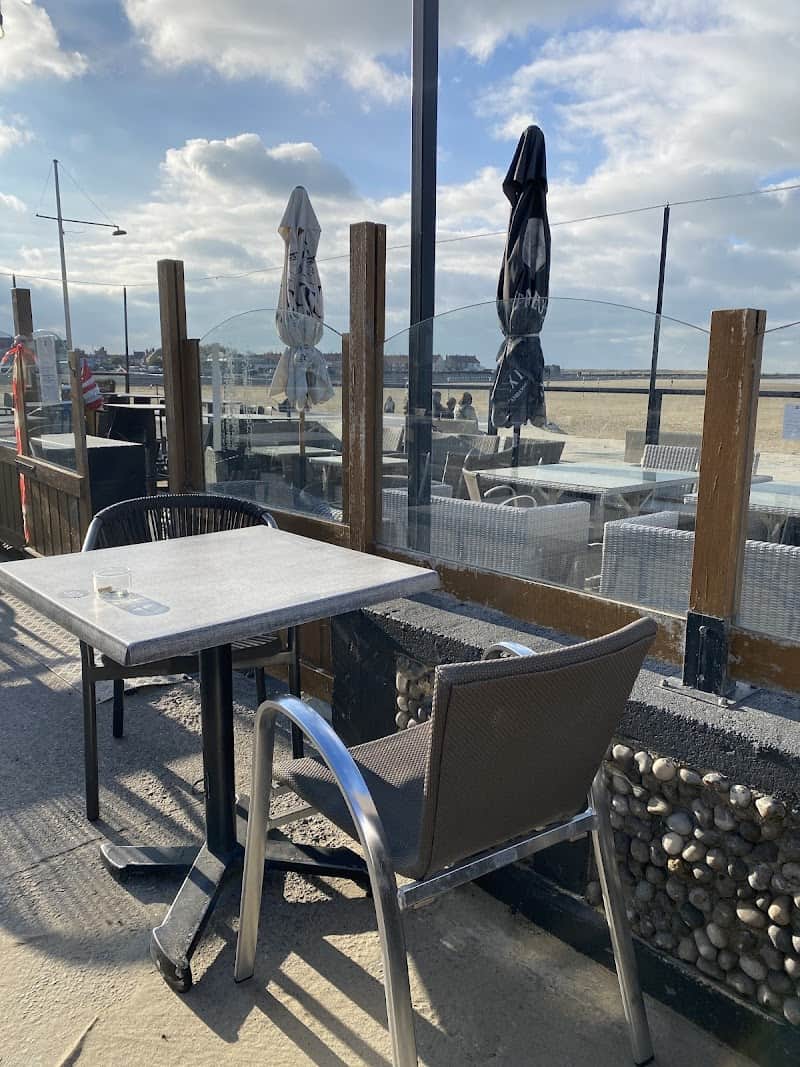 Restaurant Face à la Mer à Gravelines, France