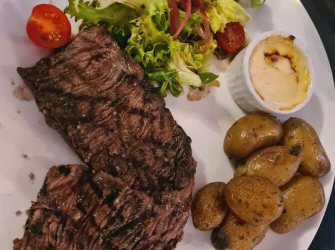 Restaurant Feu et Flore à Caumont, France