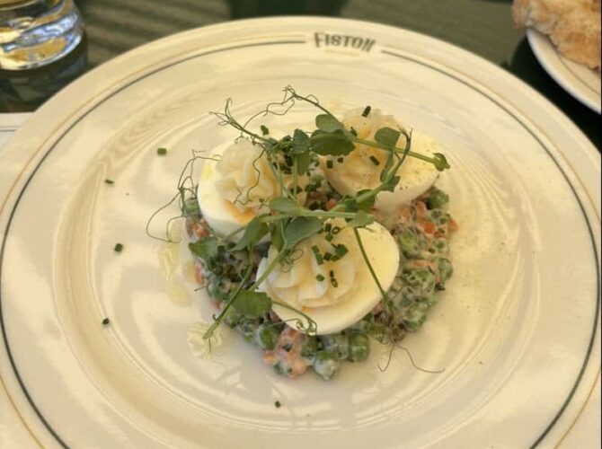 Restaurant Fiston Brasserie à Valbonne, France