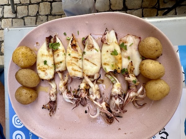 Restaurant Floresta das Escadinhas à Lisboa, Portugal