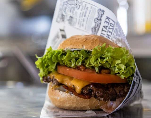 Restaurant Flux Hierheck à Esch-sur-Sûre, Luxembourg