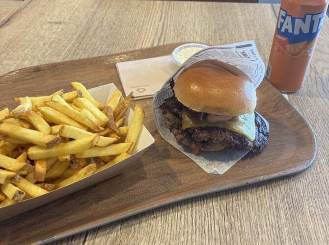 Restaurant Flux Hierheck à Esch-sur-Sûre, Luxembourg