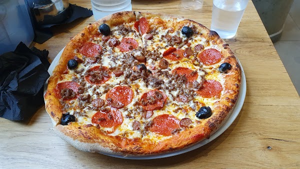 Restaurant FO Pizza à Gif-sur-Yvette, France