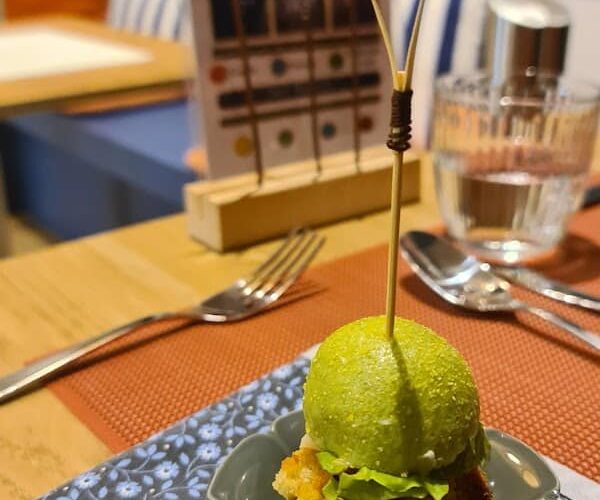 Restaurant Fondation OVE – La Fourchette à Rousseau à Vénissieux, France