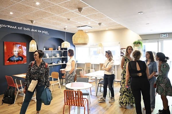 Restaurant Fondation OVE – La Fourchette à Rousseau à Vénissieux, France