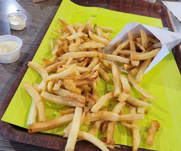 Restaurant Friterie Chez Flomado à Givet, France