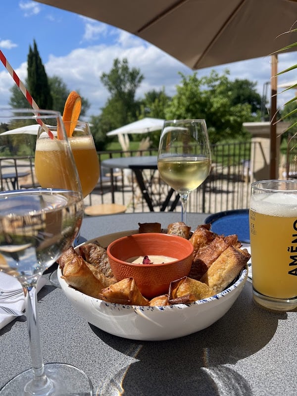 Garden – Restaurant by Domaine la Roque à Althen-des-Paluds, France