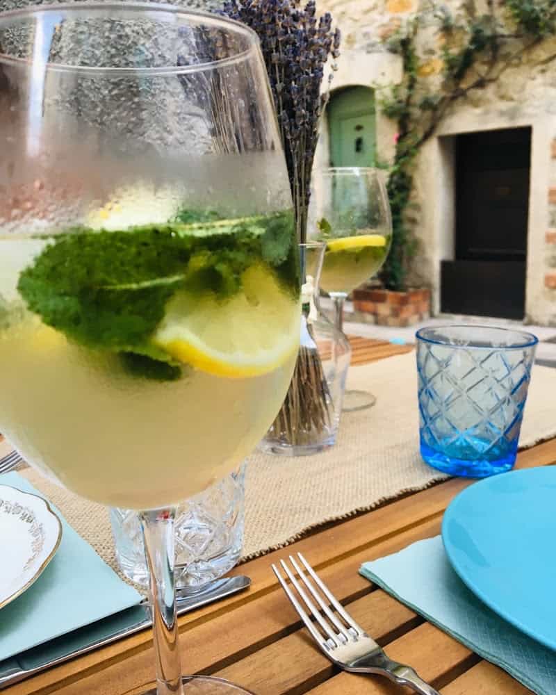 Restaurant Garinette Brunch Bar / Bar à Apéro à Valbonne, France