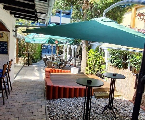 Restaurant Gasthaus Hobbit à Zweibrücken, Allemagne