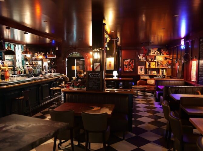 Restaurant Gobe-Lune à Lisieux, France