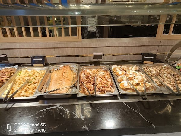 Restaurant Golden Buffet à Lanester, France