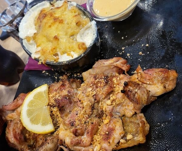 Restaurant Grillade avenue à Vénissieux, France