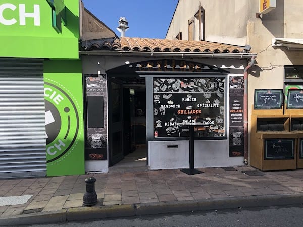 Restaurant GRILLADE à Brignoles, France