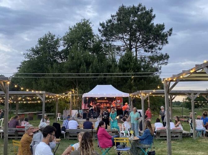 Restaurant Guinguette La Méric à La Brède, France