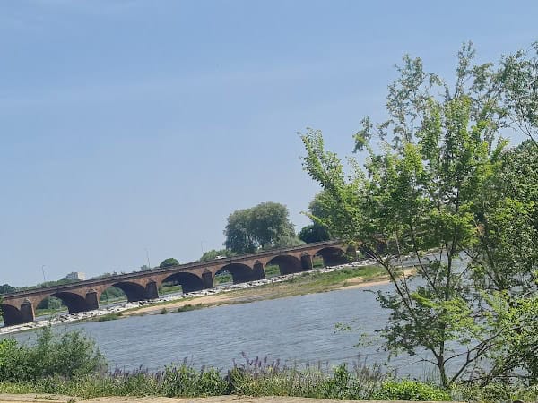 Restaurant Guinguette On Loire à Nevers, France