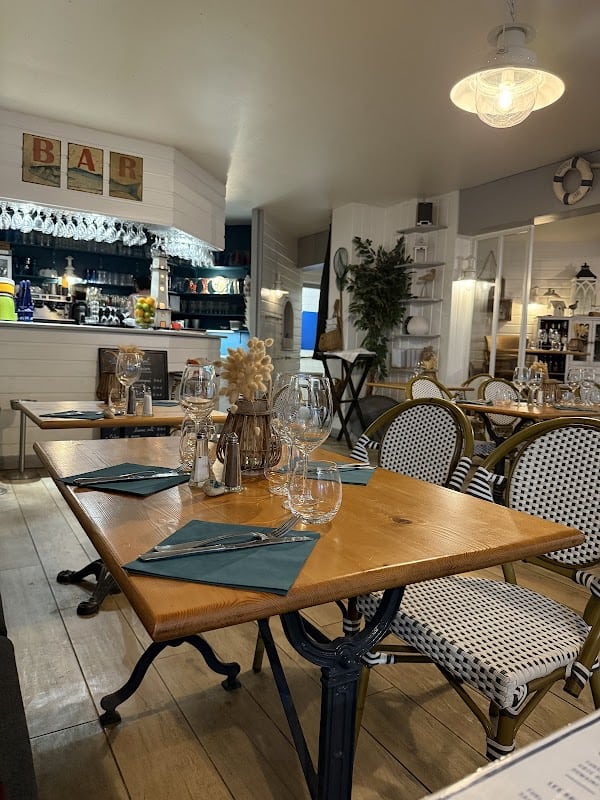 Restaurant Halte Marine à Mimizan, France