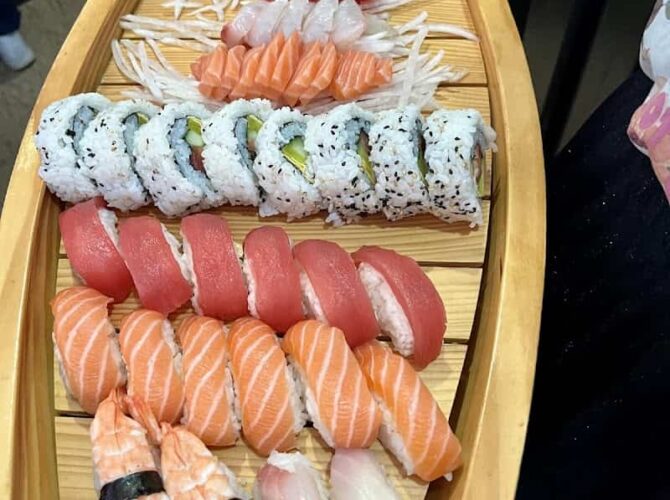 Restaurant Happy Sushi à Achères, France