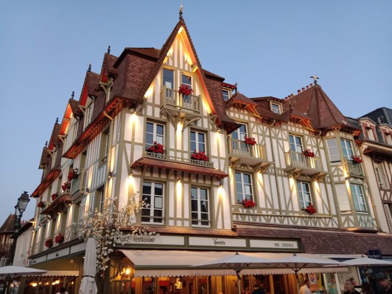 Restaurant Henriette à Cabourg, France — photo 1