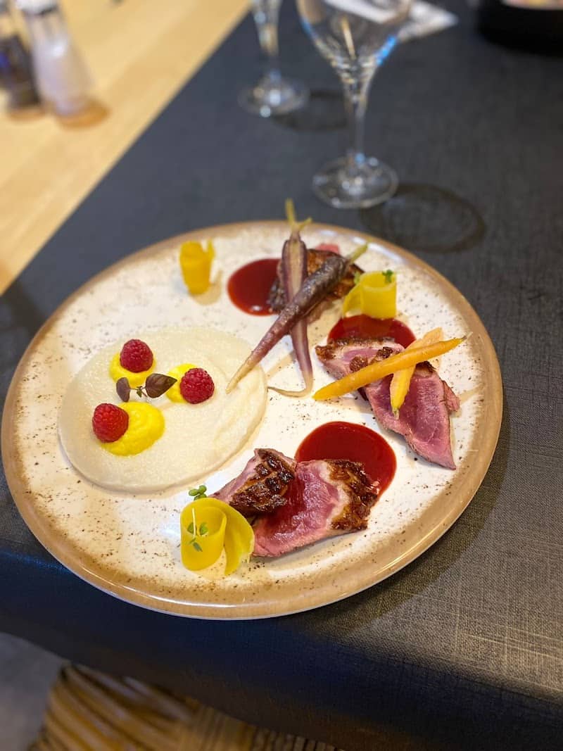 Restaurant HillSide Bar Lounge & Resto à Valbonne, France