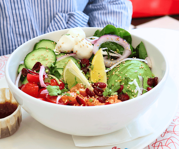 Restaurant Holly’s Diner à Brétigny-sur-Orge, France