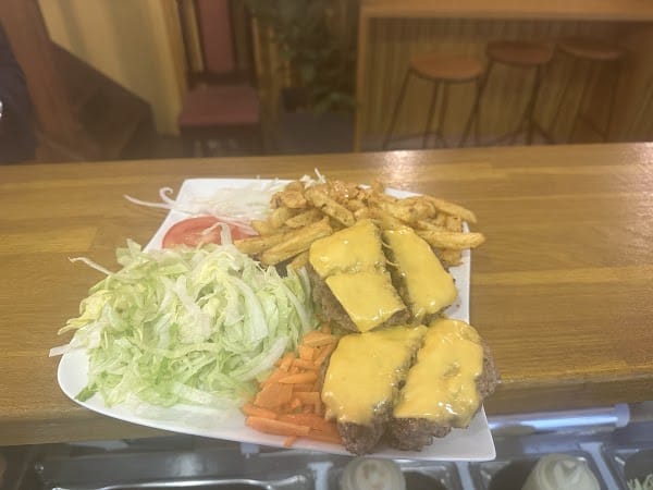 Restaurant Holy Burger & kebab à Metz, France