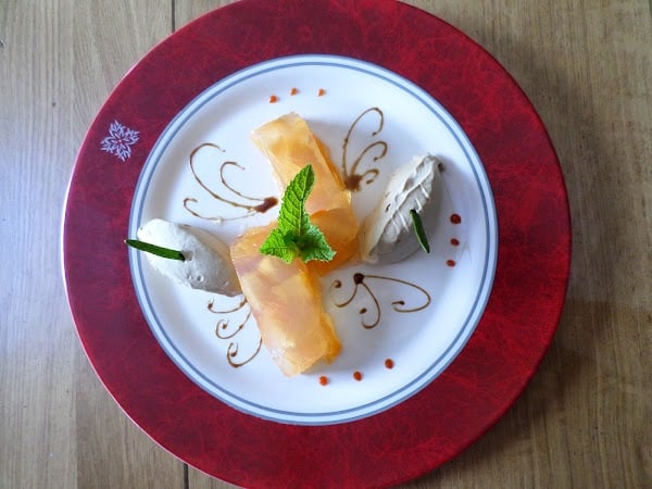 Restaurant Hostel De Saint Fiel à Saint-Fiel, France