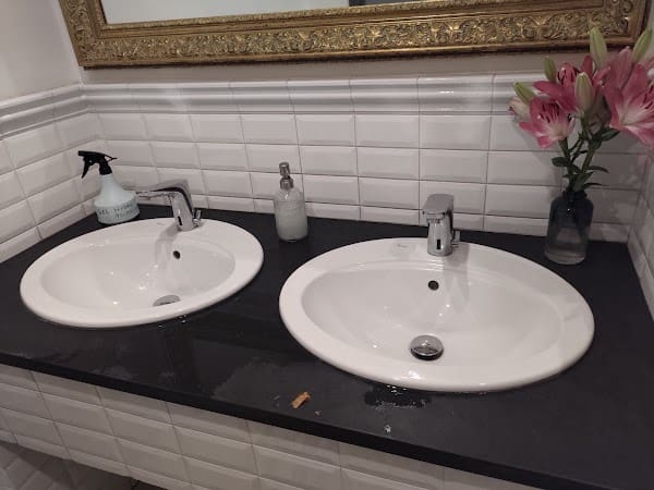 Restaurant Hotel Edmond’s à Cap-d'Ail, France