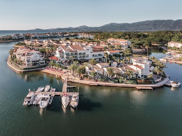 Restaurant Hôtel Ile de la Lagune – Thalasso spa Saint-Cyprien à Saint-Cyprien, France