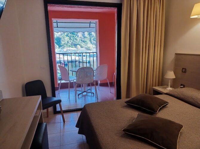 Restaurant Hôtel Le Romantique à Ota, France