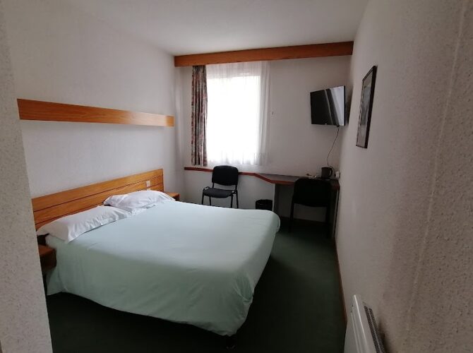 Restaurant Hôtel Le Tulipier à Cransac, France