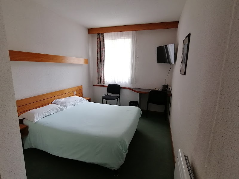 Restaurant Hôtel Le Tulipier à Cransac, France