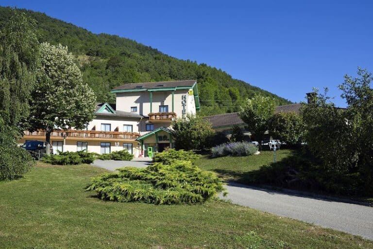 Restaurant Hôtel Logis Murtel La Mure à La Mure, France — photo 1
