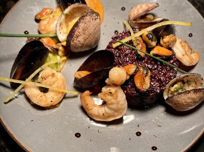 Hôtel Restaurant À la ville de Nancy à Eguisheim, France