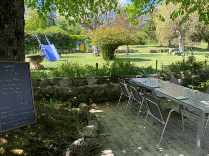 Hôtel Restaurant Au Sans Souci à Saint-Paul-lès-Monestier, France