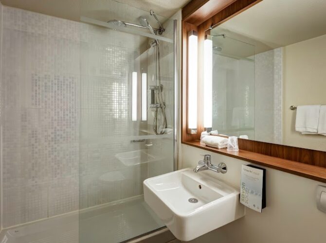 Hôtel Restaurant Campanile Evry Ouest – Corbeil Essonnes à Corbeil-Essonnes, France